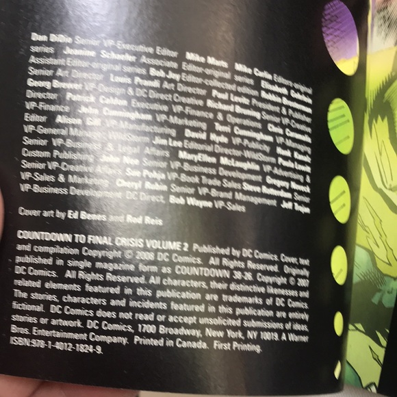 Countdown to Final Crisis Volume 2 Graphic Novel - Picture 4 of 5